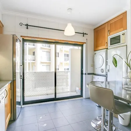 Apartamento Com Vista Para O Mar. Cascais. * Alcabideche