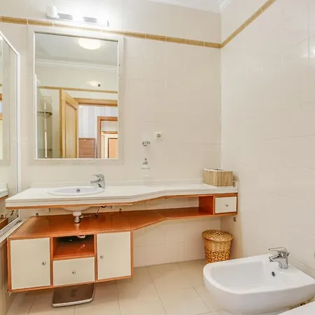 Apartamento Com Vista Para O Mar. Cascais. Apartament Alcabideche