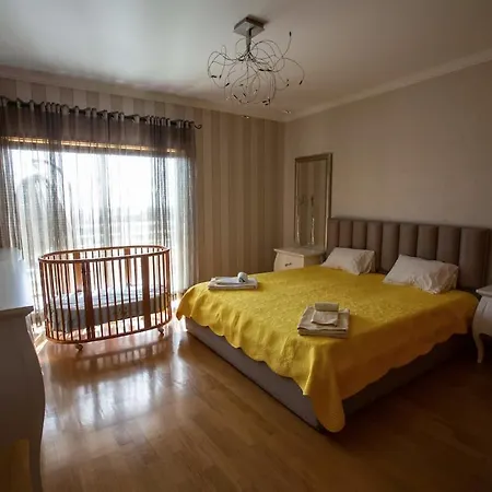 Apartamento Com Vista Para O Mar. Cascais. Alcabideche